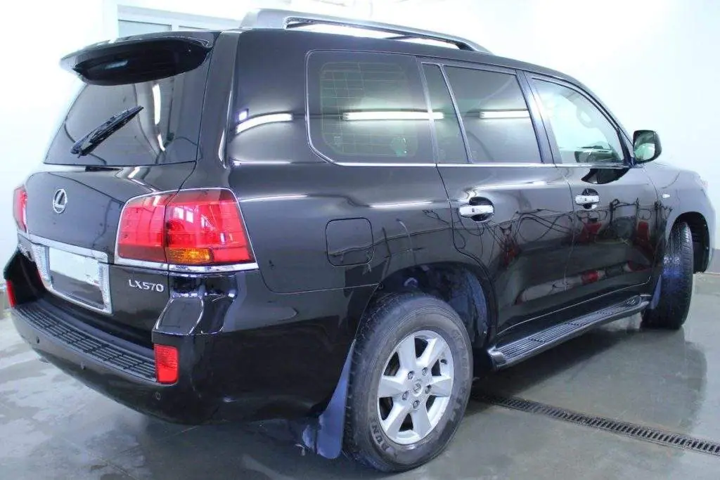 Lexus LX 570, Абразивная полировка и защитное покрытие: до ремонта