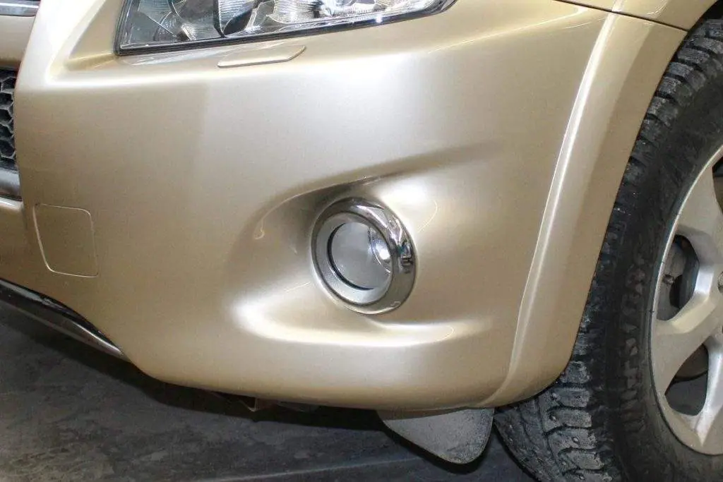 Toyota RAV4, Ремонт и частичная покраска бампера: после ремонта