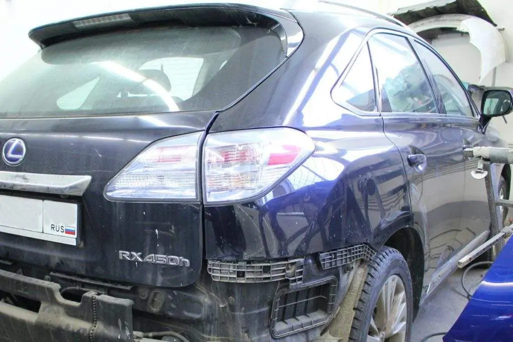 Lexus RX 450h, Полировка кузова с локальной шлифовкой: до ремонта